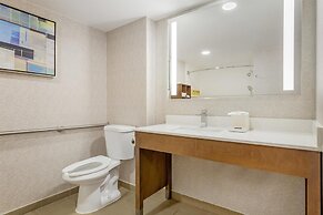 Best Western Plus Raleigh Crabtree Valley Hotel