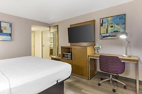 Best Western Plus Raleigh Crabtree Valley Hotel