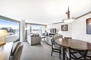 Victoria Regent Waterfront Hotel & Suites