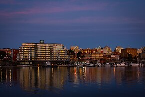 Victoria Regent Waterfront Hotel & Suites