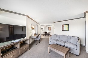 Victoria Regent Waterfront Hotel & Suites