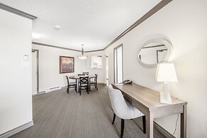 Victoria Regent Waterfront Hotel & Suites