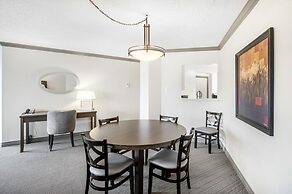 Victoria Regent Waterfront Hotel & Suites