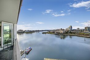 Victoria Regent Waterfront Hotel & Suites