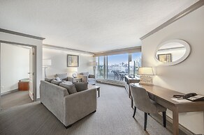 Victoria Regent Waterfront Hotel & Suites