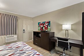 Red Roof Inn Redding