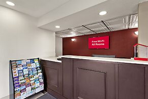 Red Roof Inn Redding