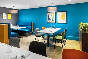 Holiday Inn Leicester by IHG