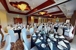 The Coppid Beech Hotel