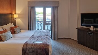 The Coppid Beech Hotel