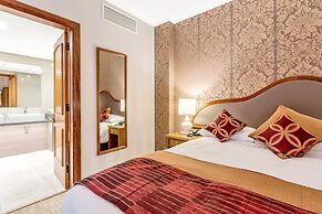 The Coppid Beech Hotel