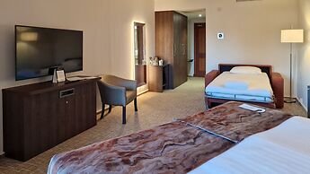 The Coppid Beech Hotel