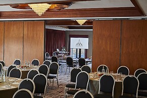 The Coppid Beech Hotel