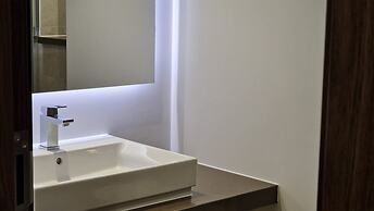 The Coppid Beech Hotel