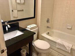 Travelodge by Wyndham Ottawa East