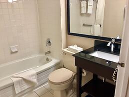 Travelodge by Wyndham Ottawa East