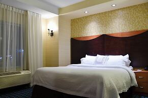 Fairfield Inn & Suites Hartford Airport