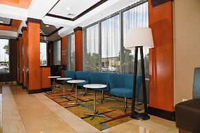 Fairfield Inn & Suites Hartford Airport