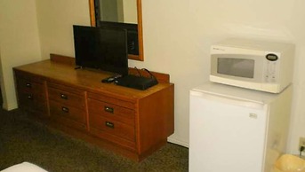 Magnuson Hotel Park Vue