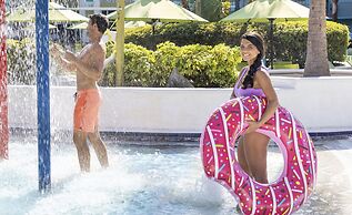 Avanti International Resort