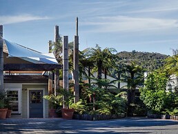 Solitaire Lodge
