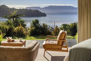 Solitaire Lodge