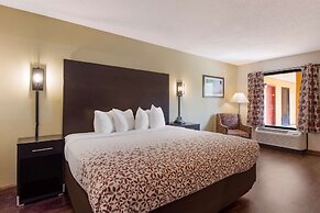 SureStay Hotel by Best Western St. Pete Clearwater Airport