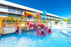 Ramada by Wyndham Hotel & Water Park