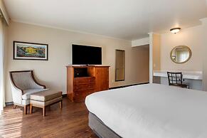 Best Western Plus Royal Oak Hotel