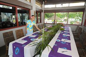 Nakelo Treasure Island Resort & Spa