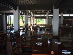 Nakelo Treasure Island Resort & Spa