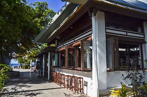 Nakelo Treasure Island Resort & Spa