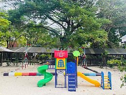 Nakelo Treasure Island Resort & Spa