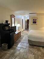 Ramada Hotel & Conference Center by Wyndham Las Cruces