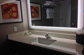 Holiday Inn Milwaukee Riverfront by IHG