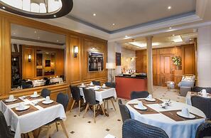 Dauphine Saint Germain Hotel