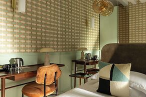 Dauphine Saint Germain Hotel