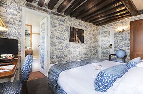 Dauphine Saint Germain Hotel