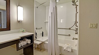 Holiday Inn Hotel & Suites Tupelo North by IHG
