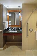 The Plaza Hotel Columbus at Capital Square