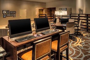 The Plaza Hotel Columbus at Capital Square