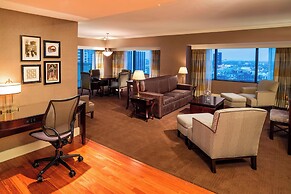 The Plaza Hotel Columbus at Capital Square