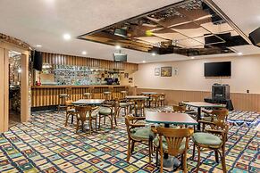 Clarion Hotel Anaheim Resort