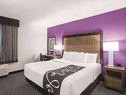 La Quinta Inn & Suites by Wyndham Baltimore N / White Marsh