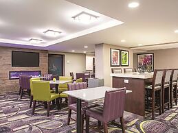 La Quinta Inn & Suites by Wyndham Baltimore N / White Marsh