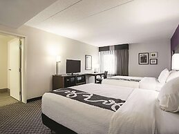 La Quinta Inn & Suites by Wyndham Baltimore N / White Marsh