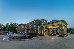 Quality Inn West Plano - Dallas