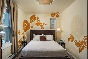 Queen Anne Bed And Breakfast