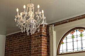 Queen Anne Bed And Breakfast