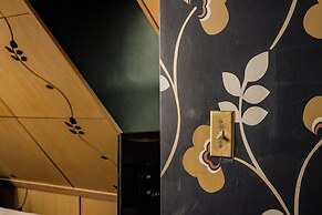 Queen Anne Bed And Breakfast